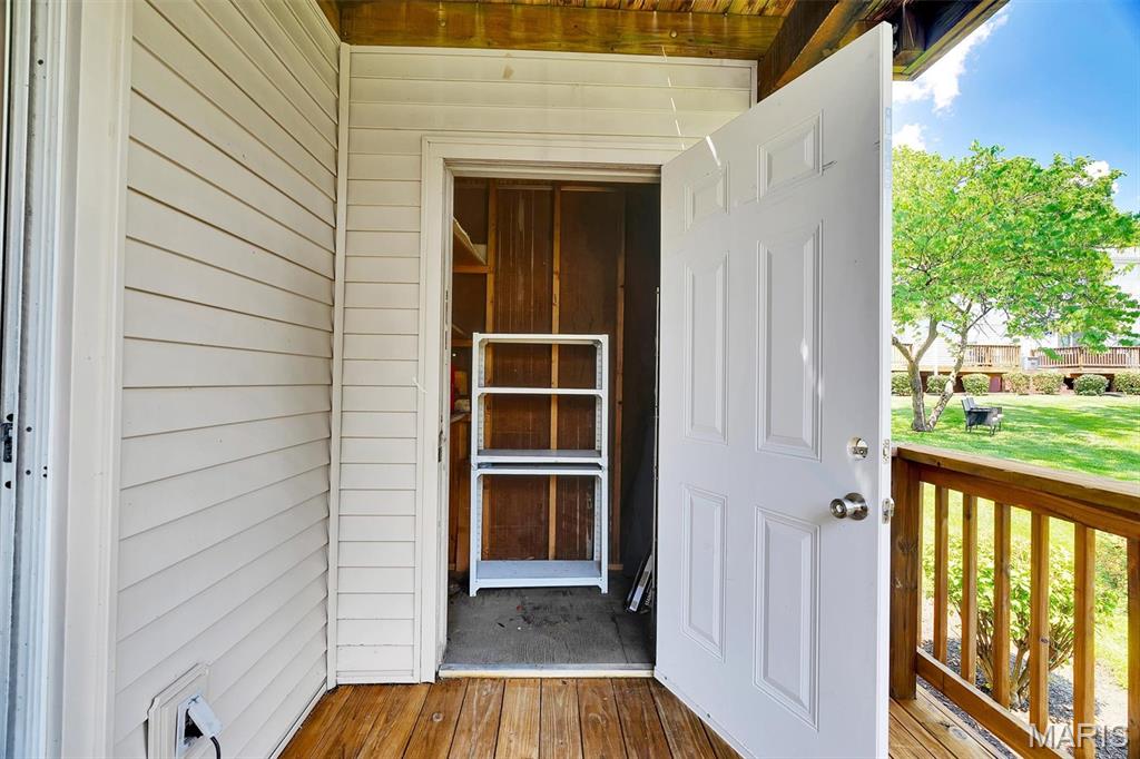 1512 Oriole Lane
