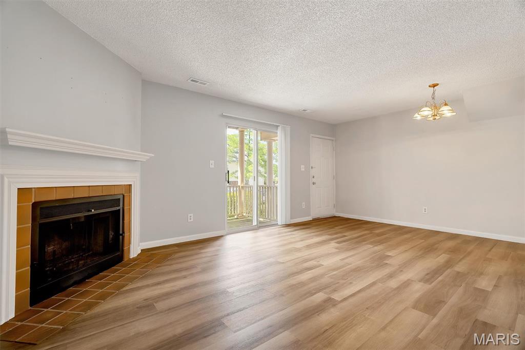 1512 Oriole Lane
