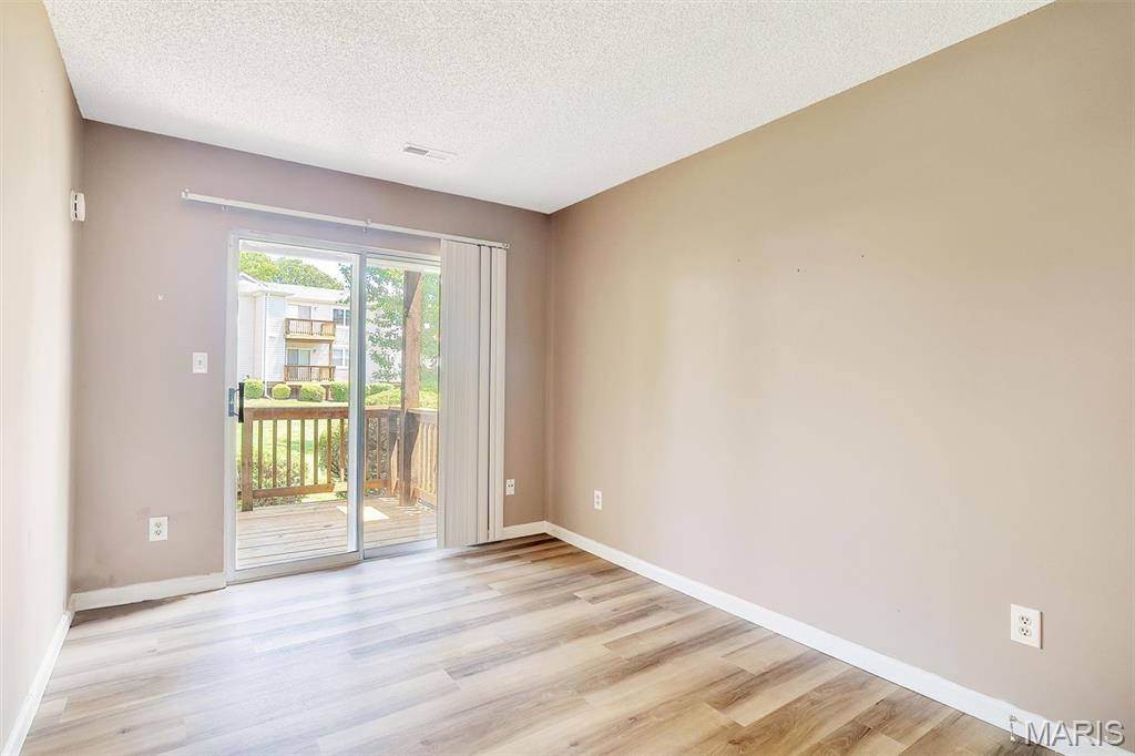 1512 Oriole Lane