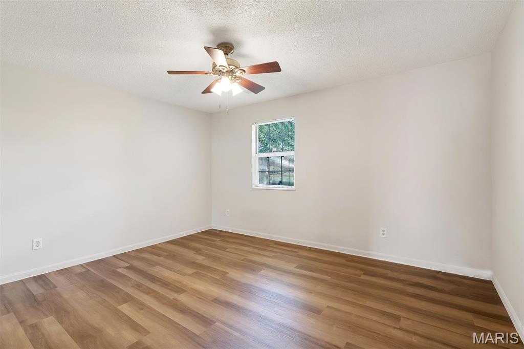1512 Oriole Lane