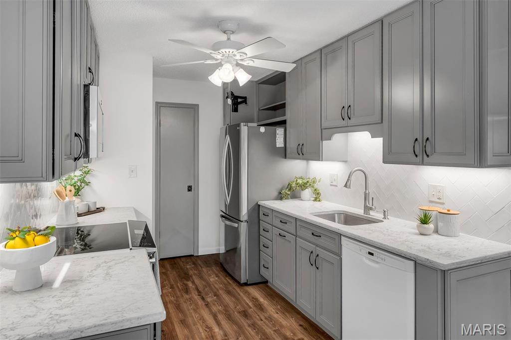 12161 Autumn Lakes Drive