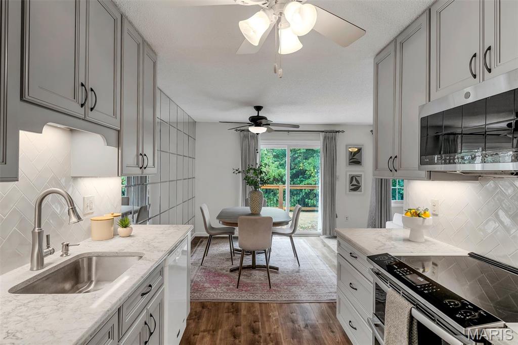 12161 Autumn Lakes Drive