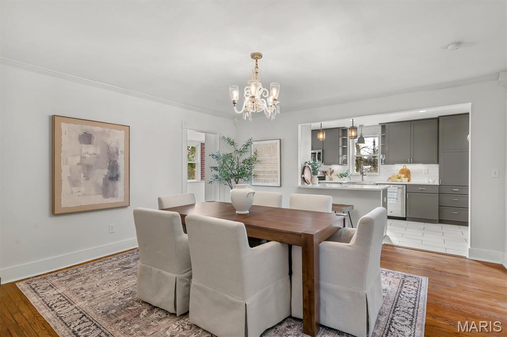 326 W Rose Hill Avenue