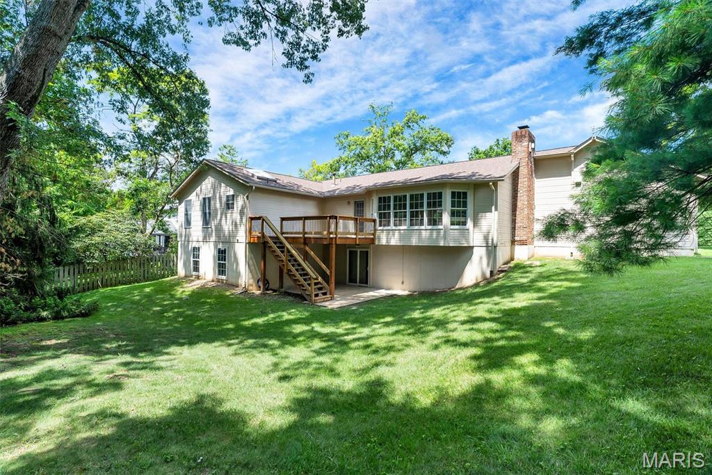 324 W Manor Drive