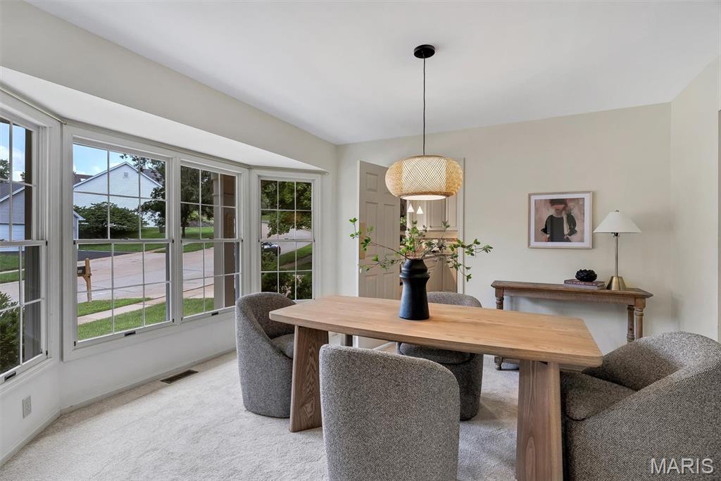 324 W Manor Drive