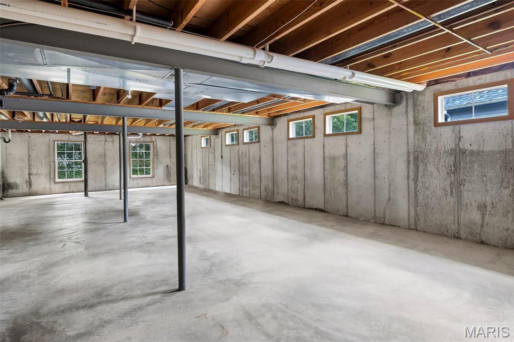 324 W Manor Drive