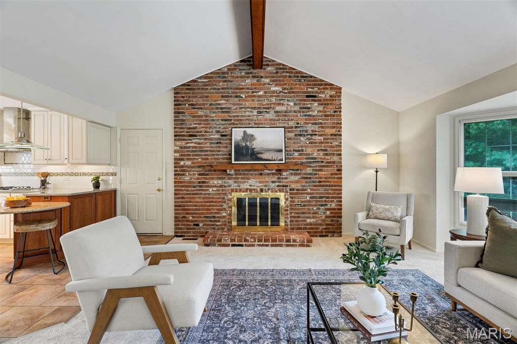 324 W Manor Drive