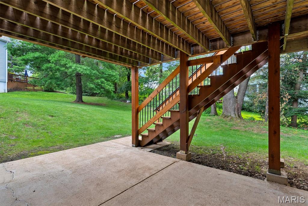 324 W Manor Drive