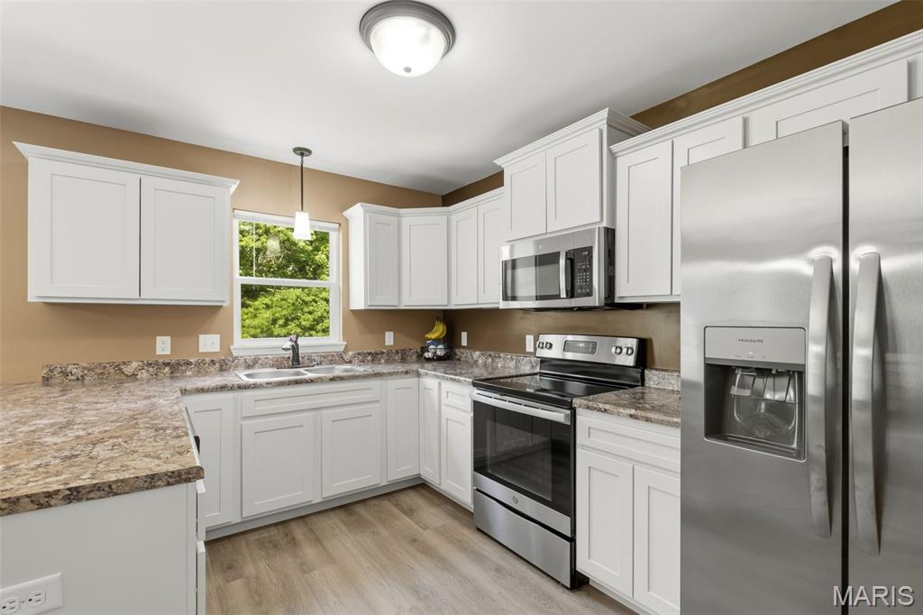 241 Cuivre Valley Drive