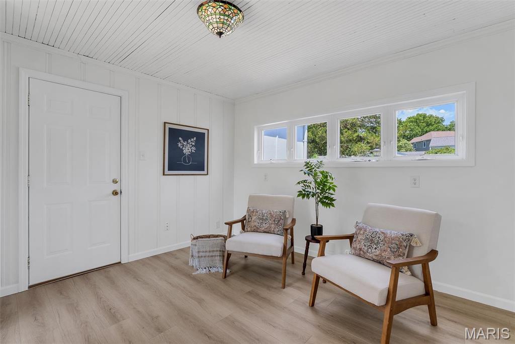 849 Glendower Drive