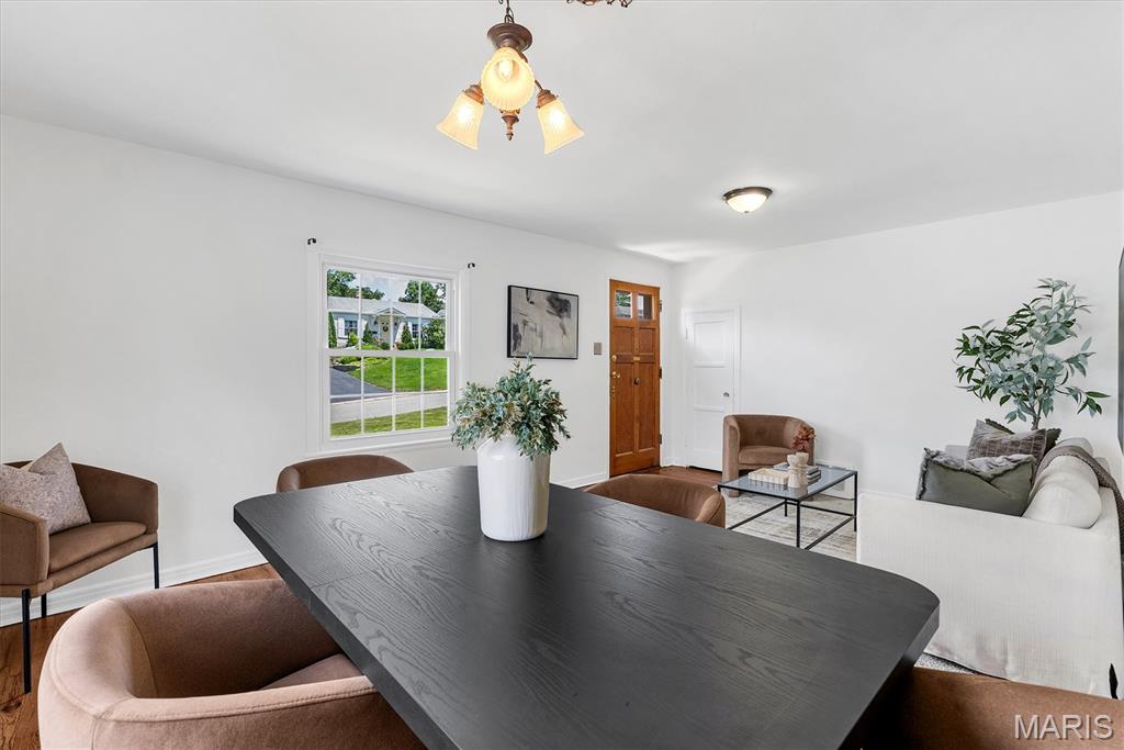 849 Glendower Drive