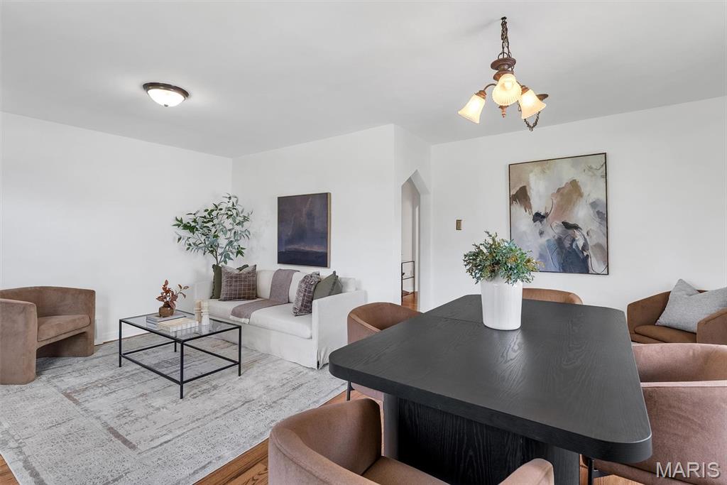 849 Glendower Drive