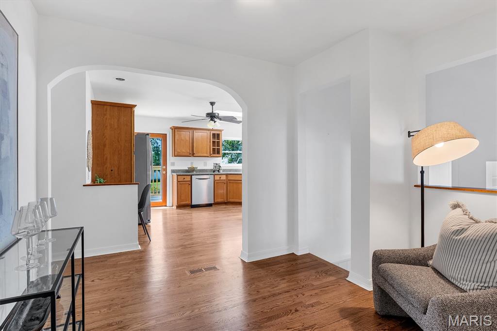 849 Glendower Drive