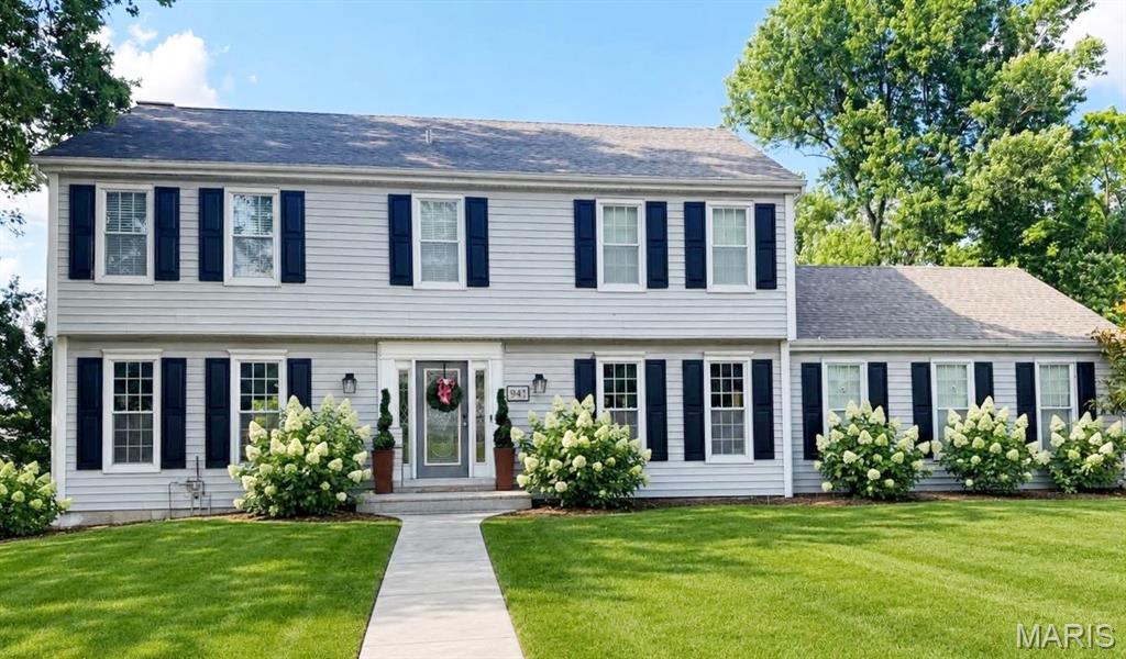 941 Devereaux Drive