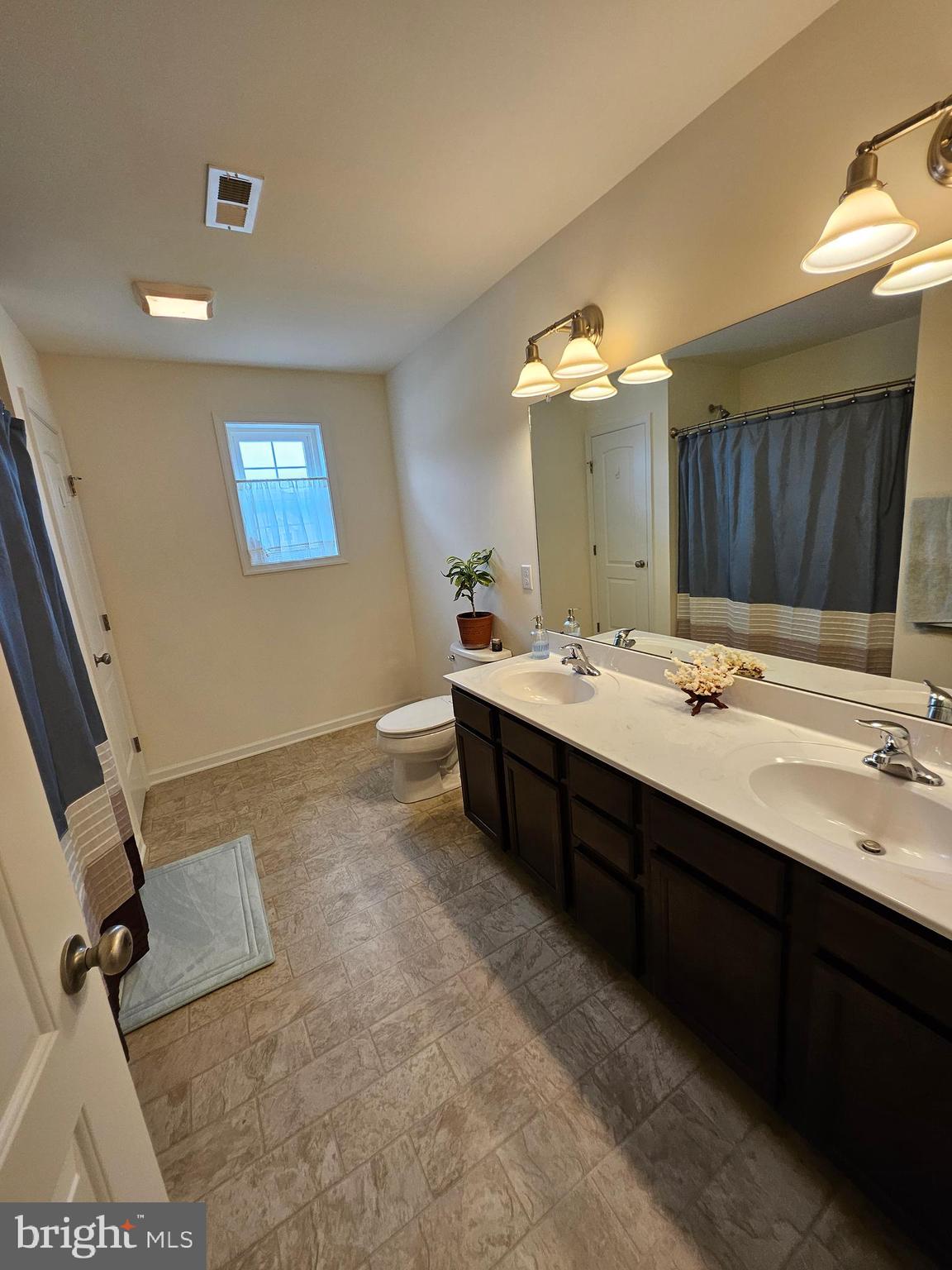 275 Farmhouse Trl