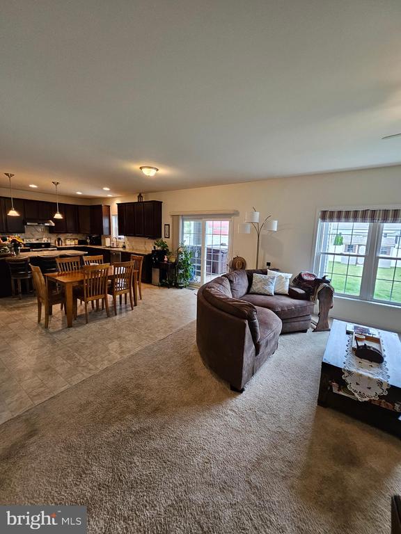 275 Farmhouse Trl