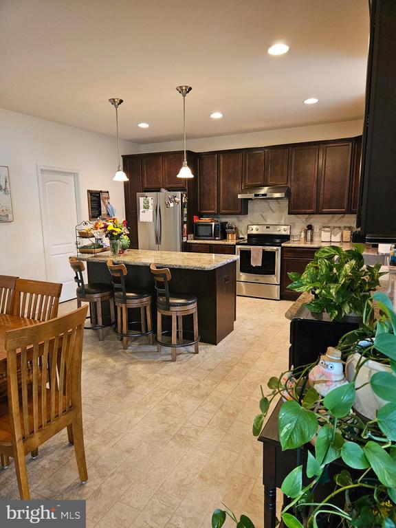 275 Farmhouse Trl