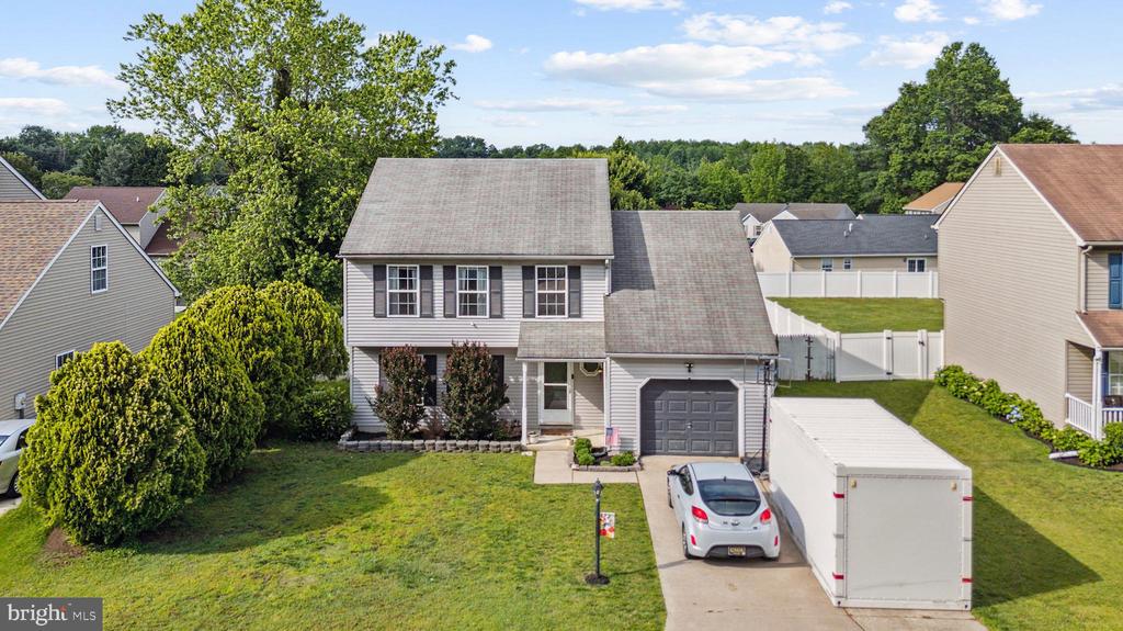 37 ARDSLEY DRIVE