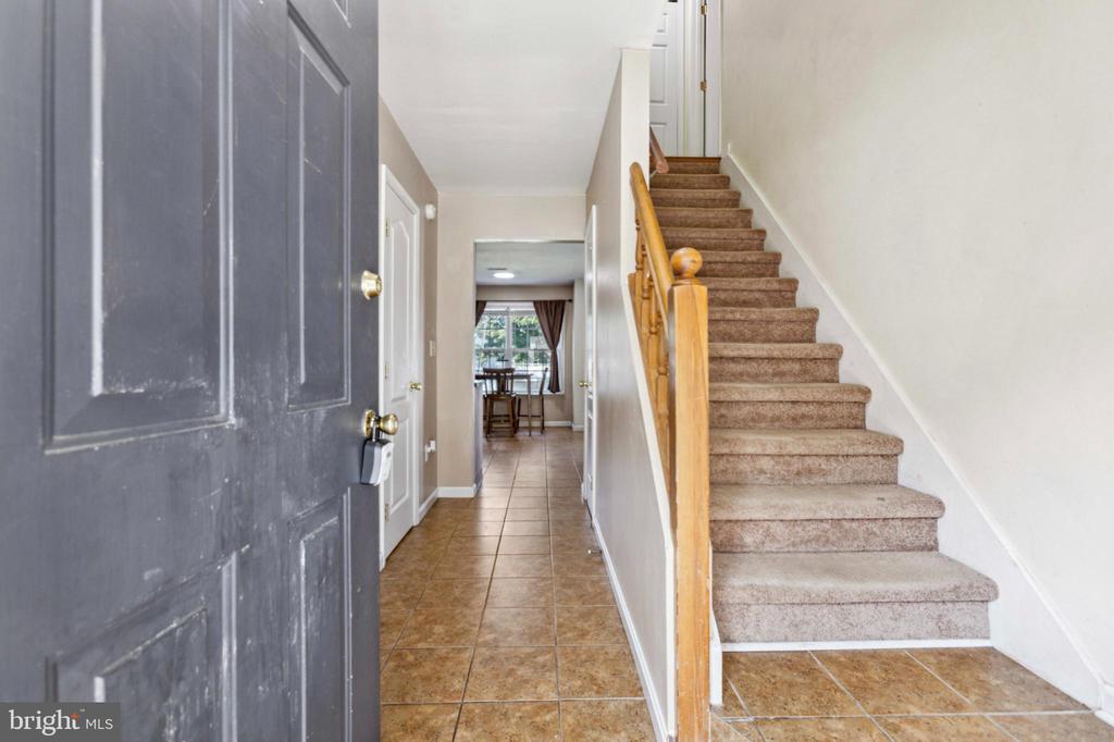 37 ARDSLEY DRIVE