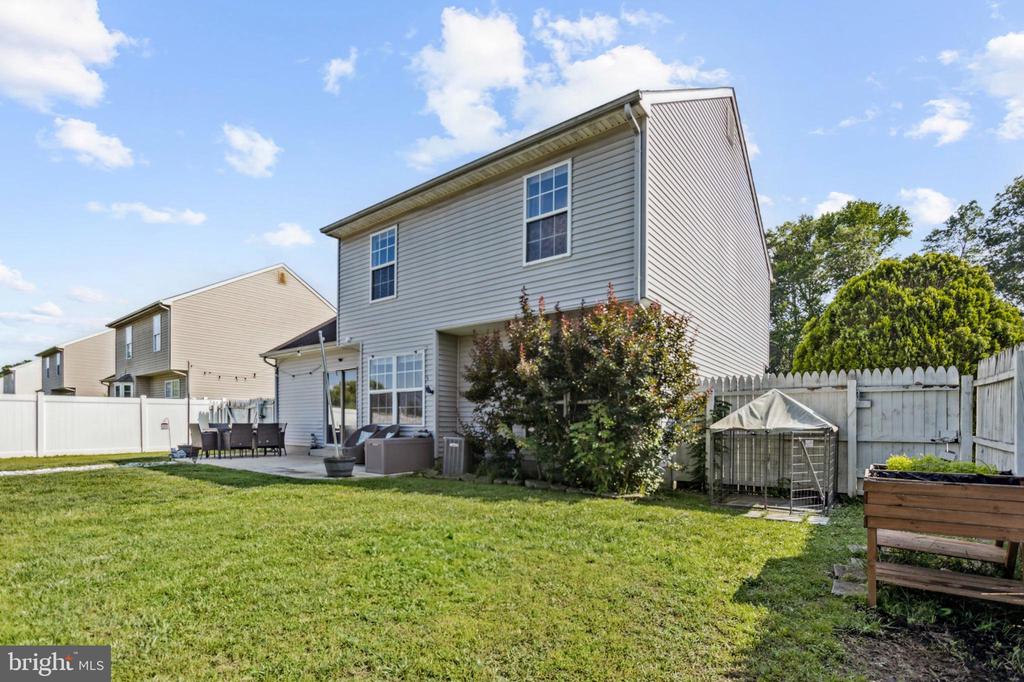 37 ARDSLEY DRIVE