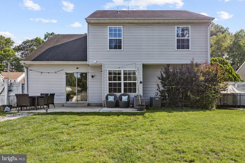 37 ARDSLEY DRIVE