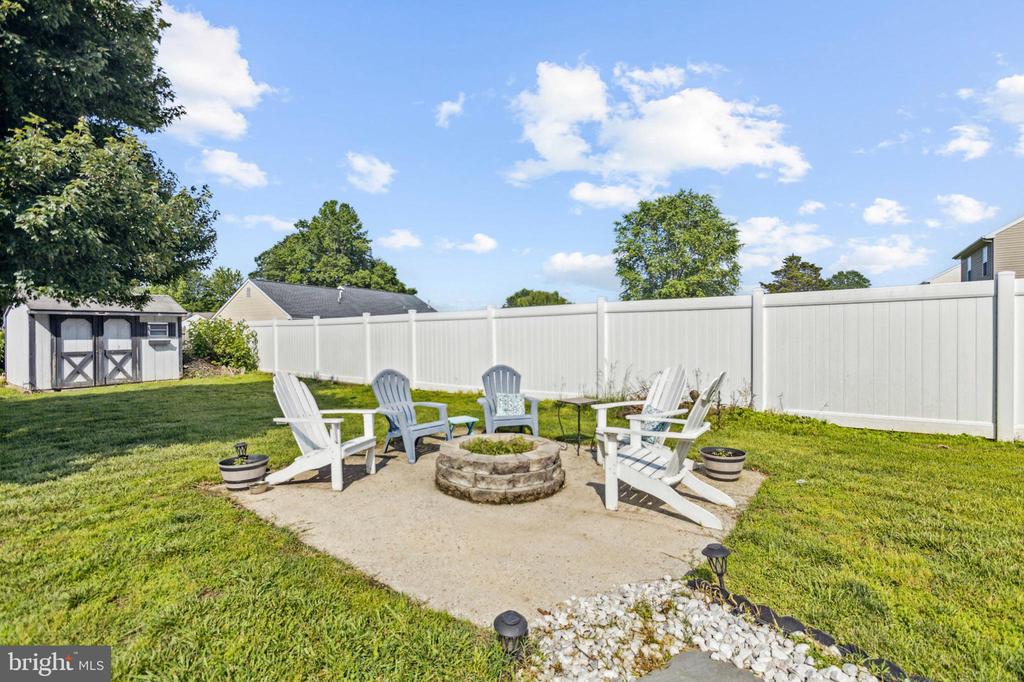 37 ARDSLEY DRIVE