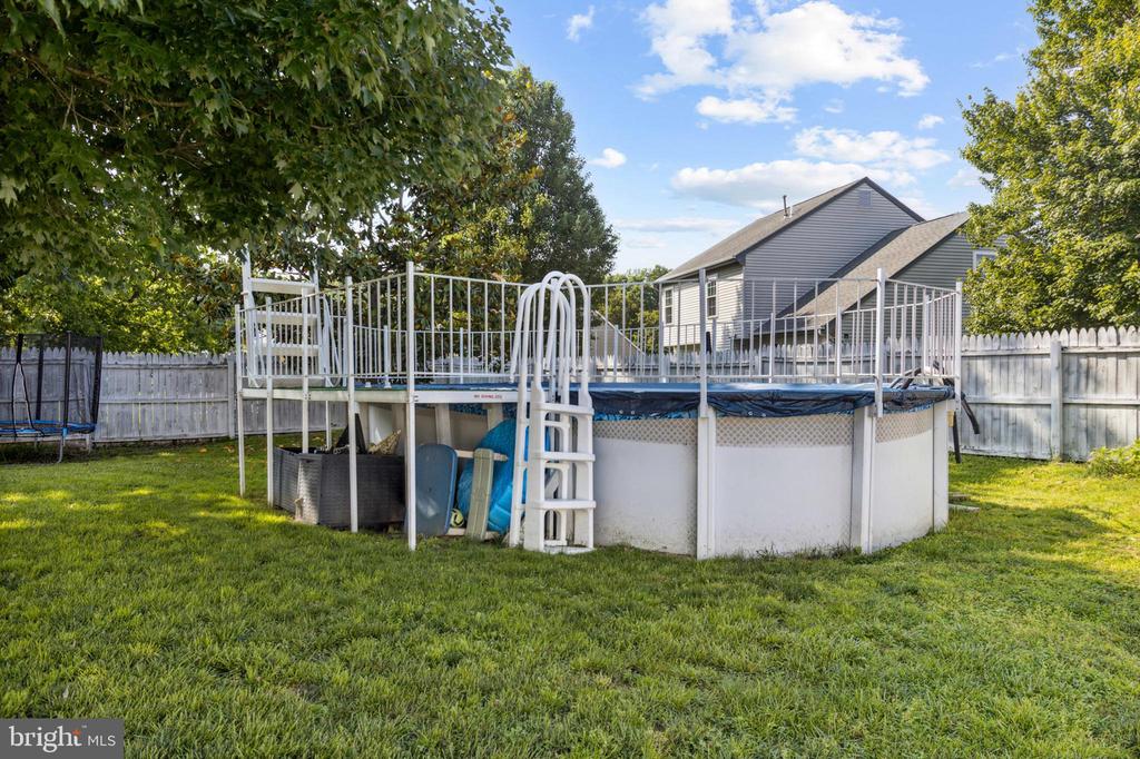 37 ARDSLEY DRIVE