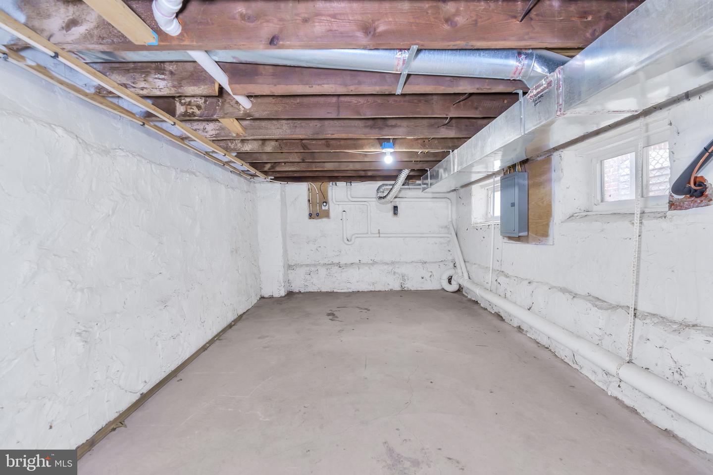 111 CEDAR STREET