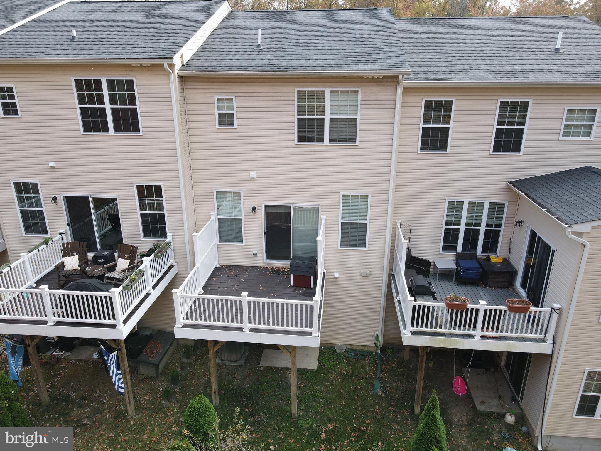 134 Peel Ln