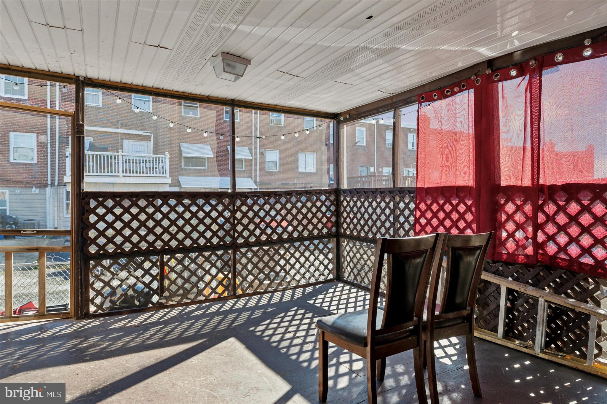 527 Eastlawn Ave