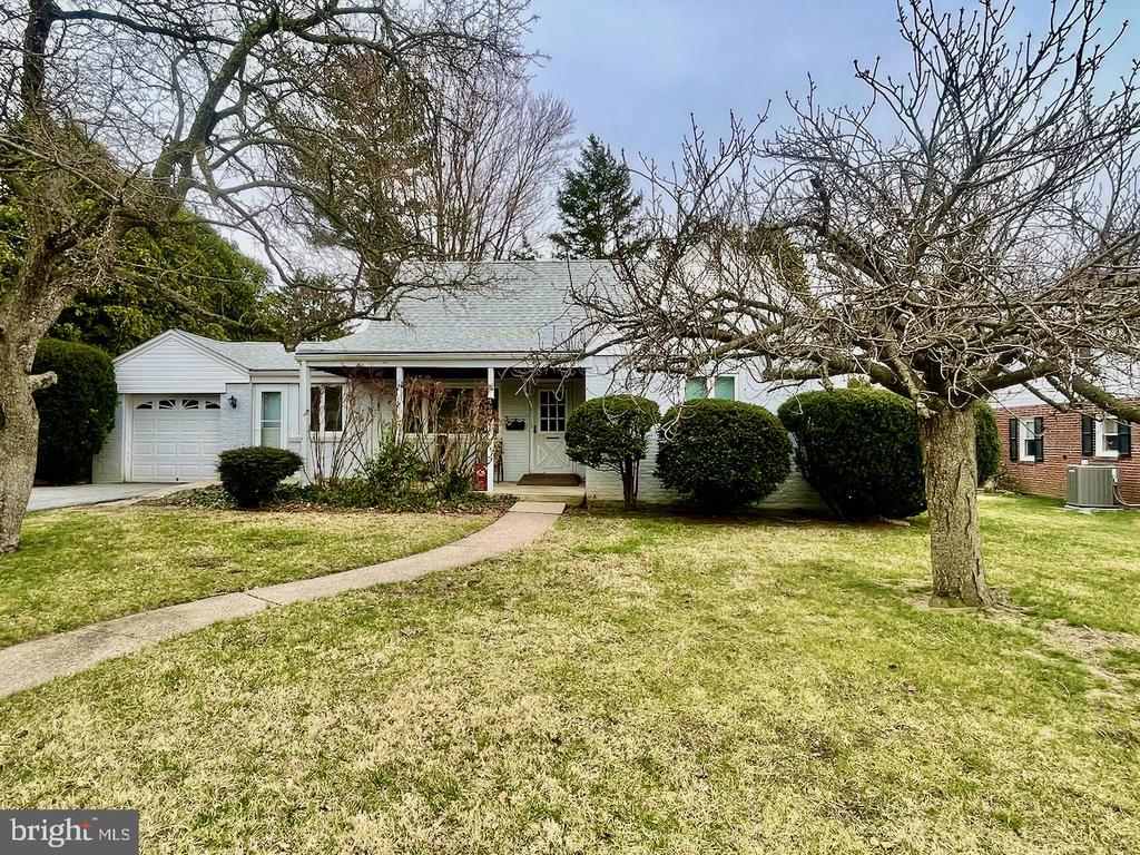 4602 PICKWICK DRIVE
