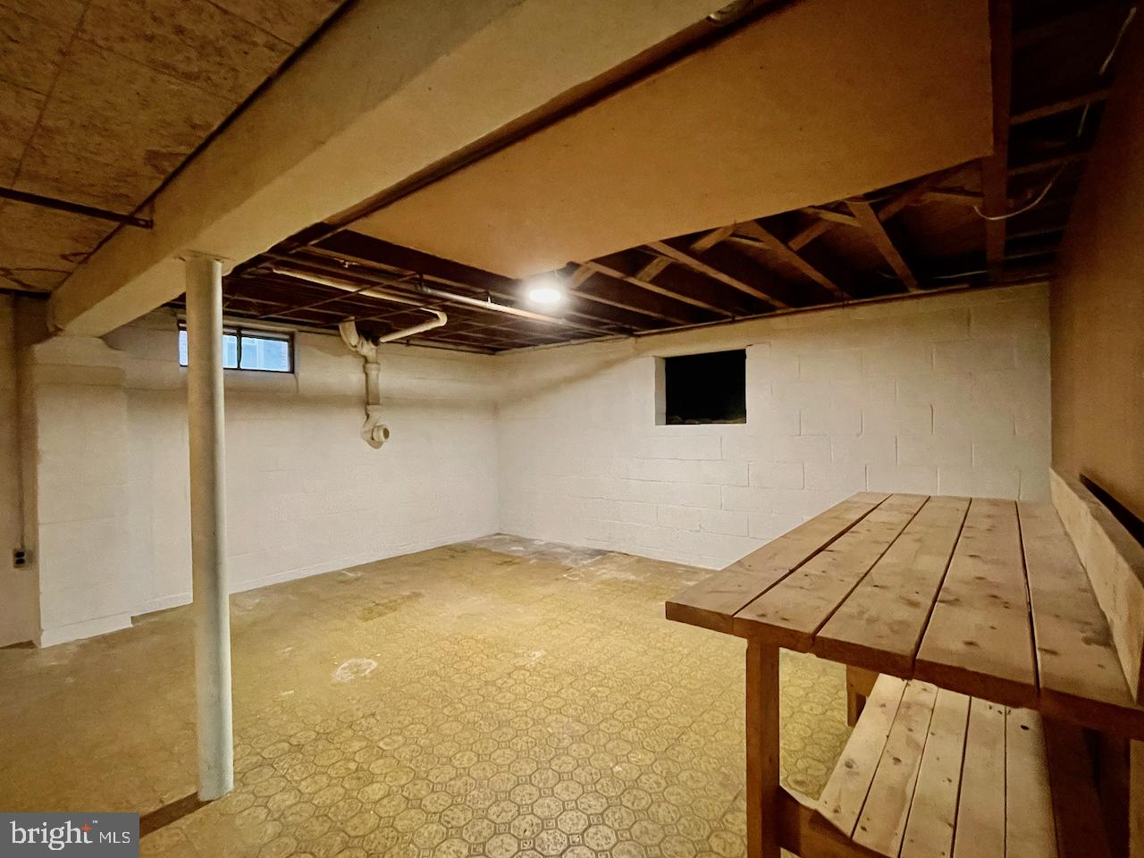 4602 PICKWICK DRIVE