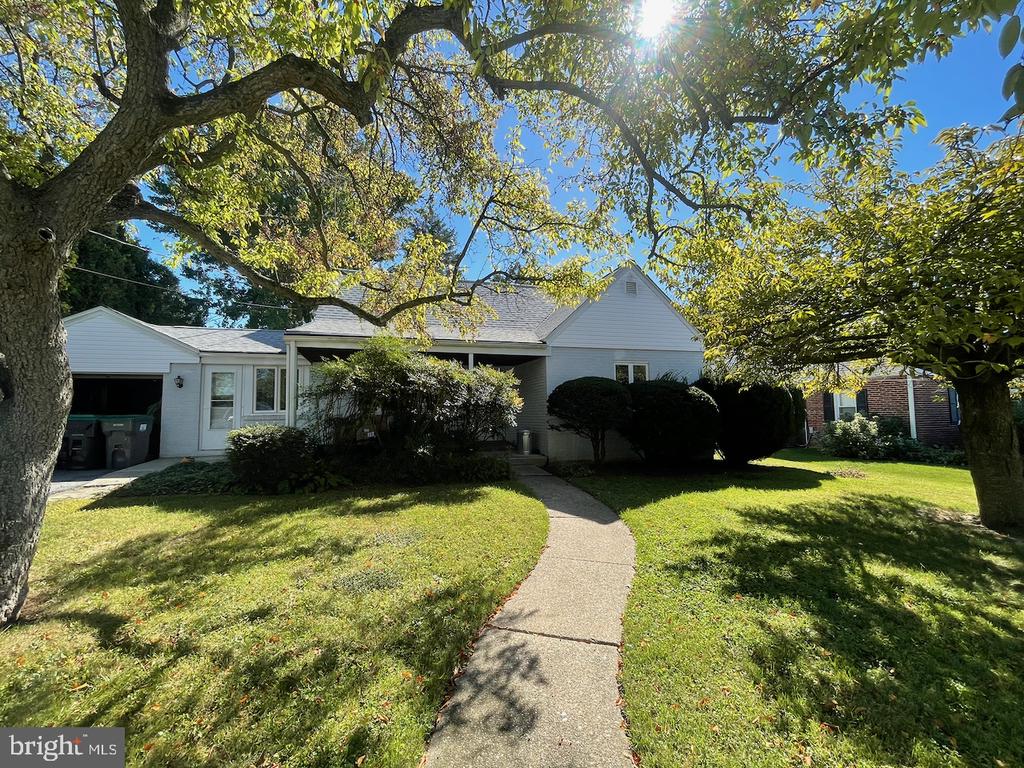 4602 PICKWICK DRIVE