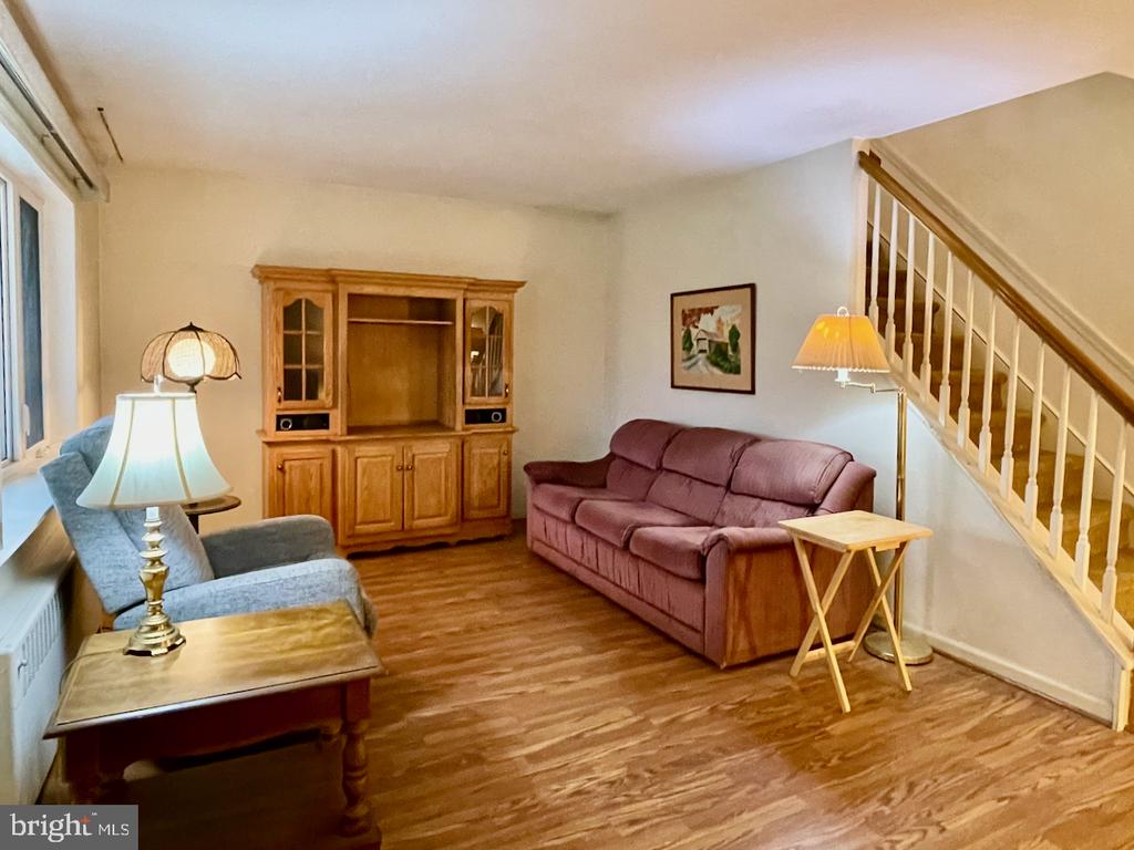 4602 PICKWICK DRIVE