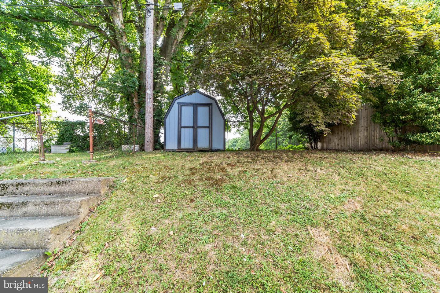 436 WESTMONT DRIVE