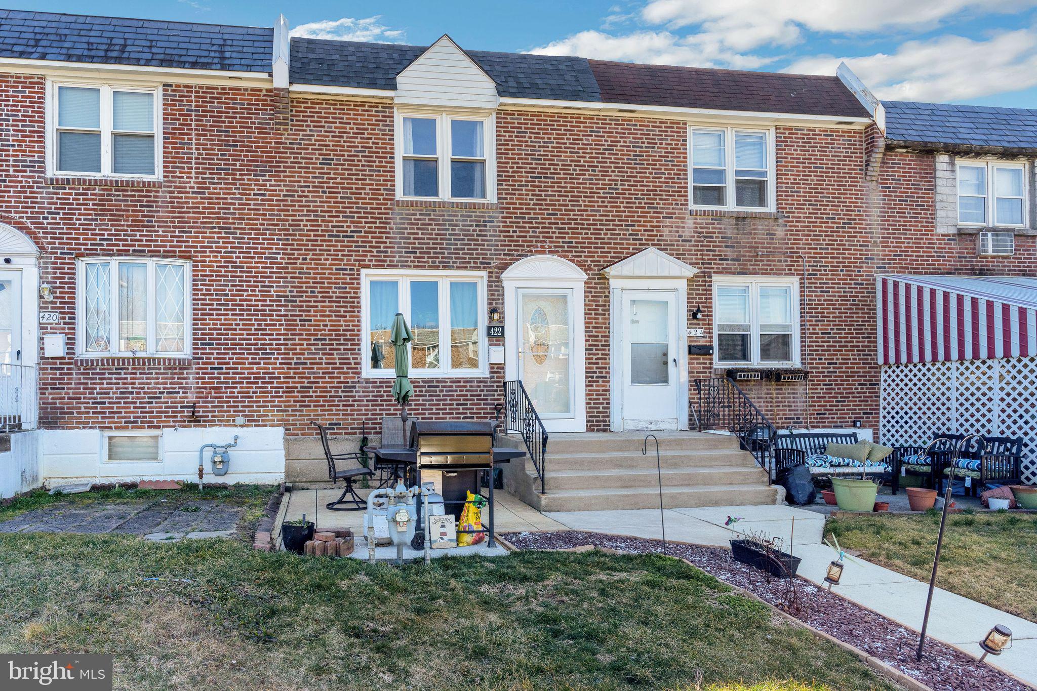 422 Pine St