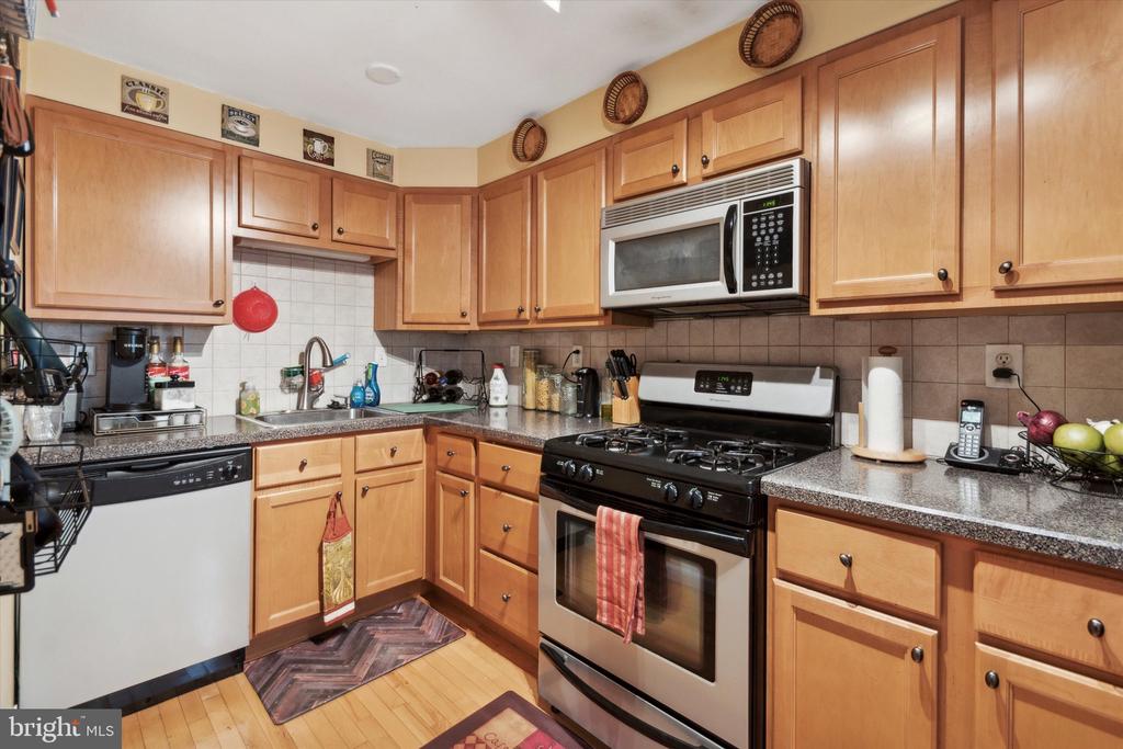 509 S 4th St