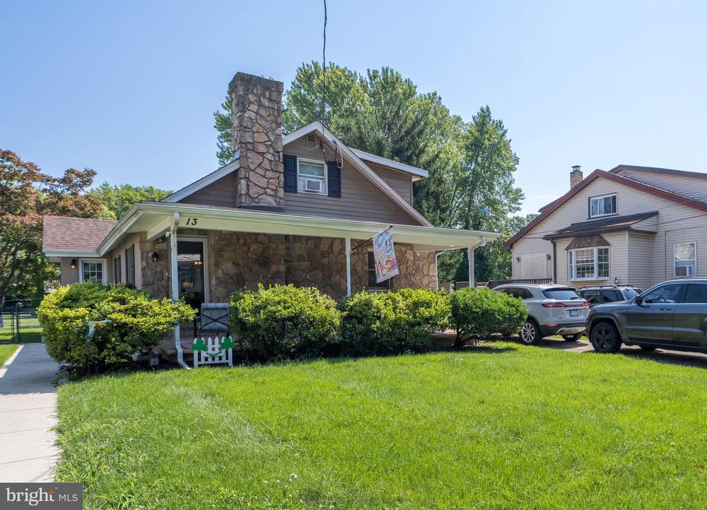 13 Beech Ave