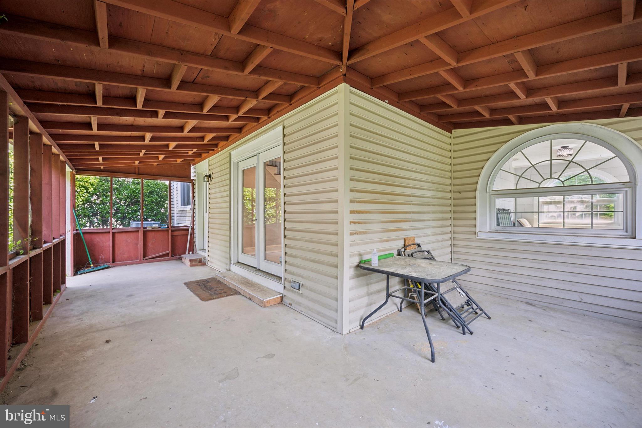 722 Mason Ave