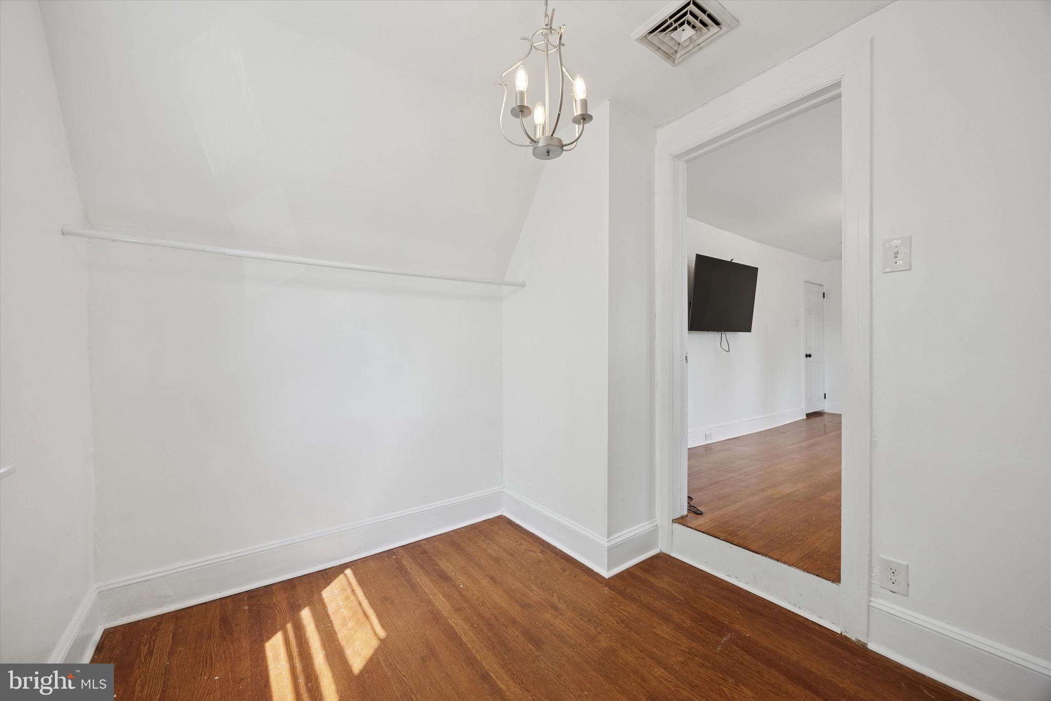 722 Mason Ave