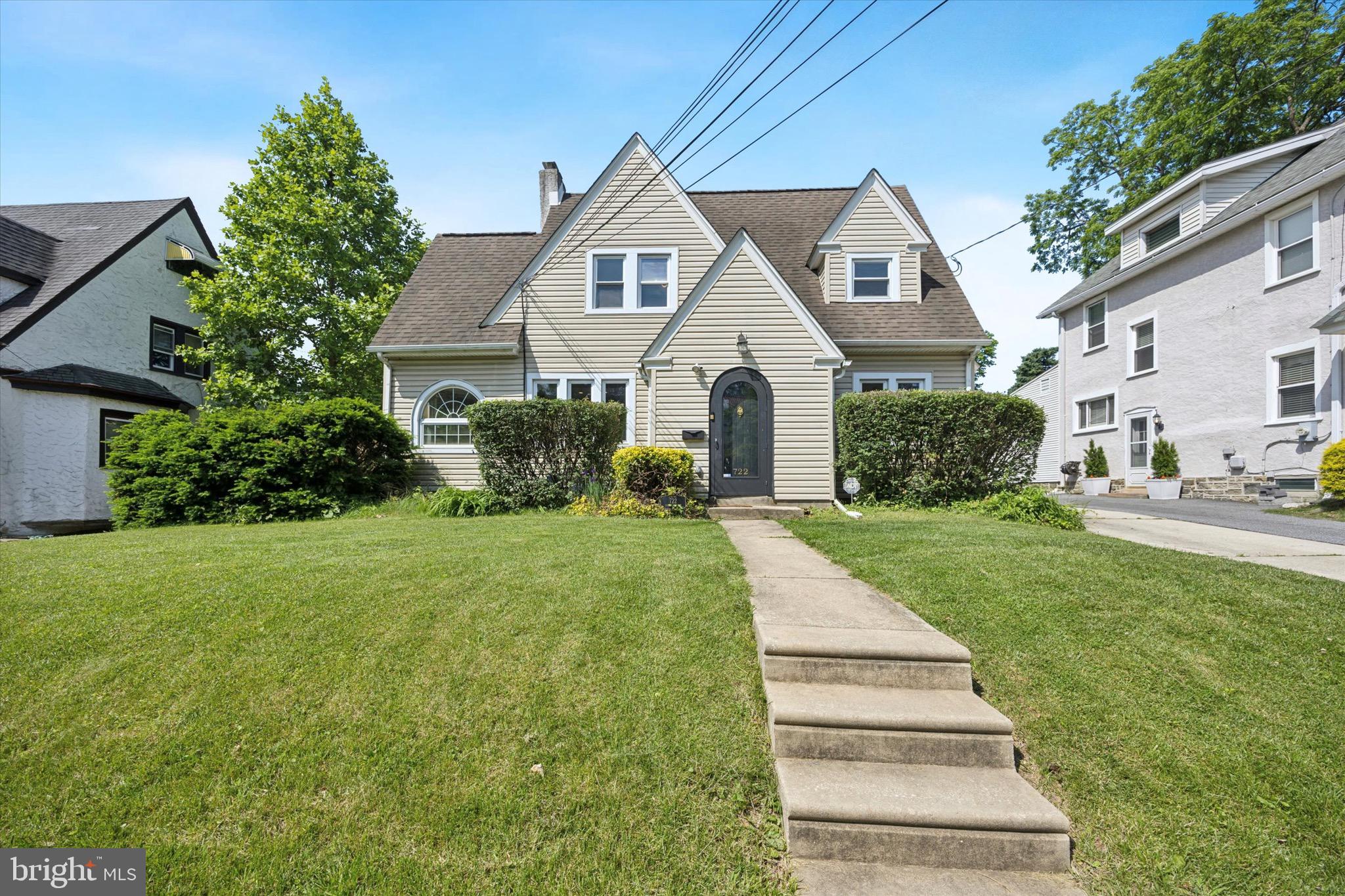 722 Mason Ave
