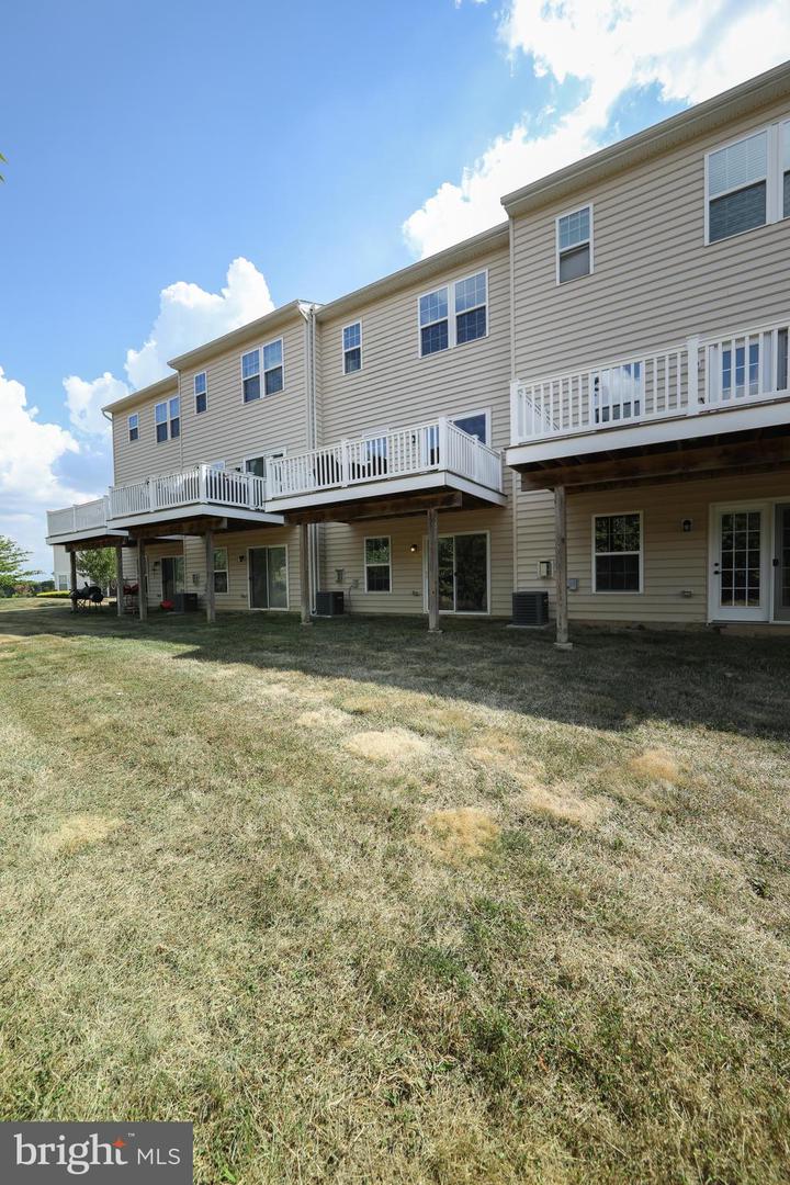 65 OLD CEDARBROOK ROAD Unit: 9