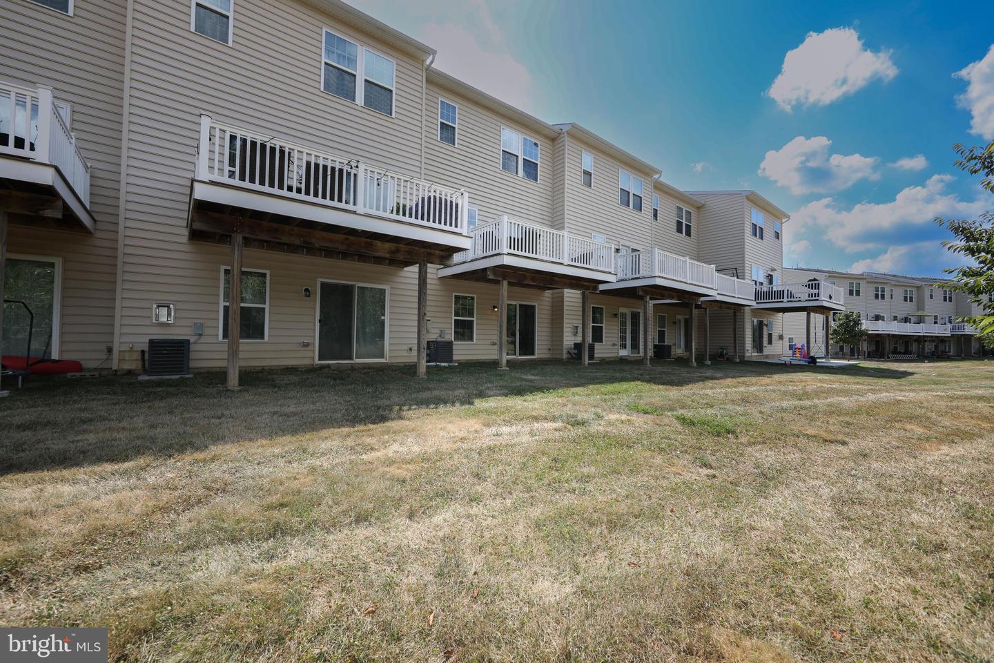65 OLD CEDARBROOK ROAD Unit: 9