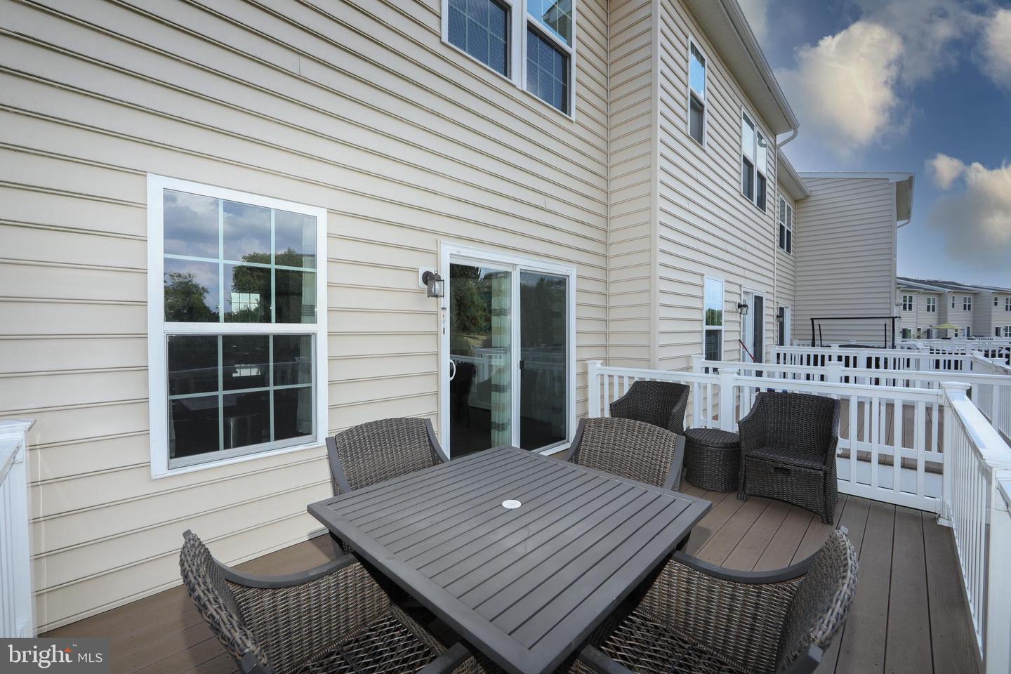 65 OLD CEDARBROOK ROAD Unit: 9