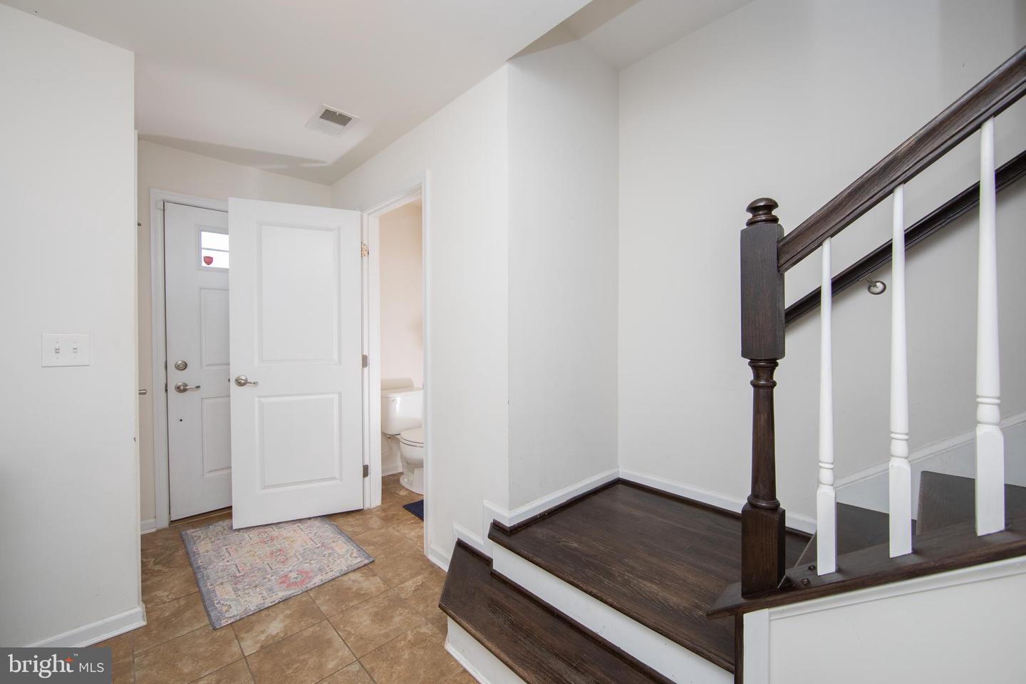 65 OLD CEDARBROOK ROAD Unit: 9