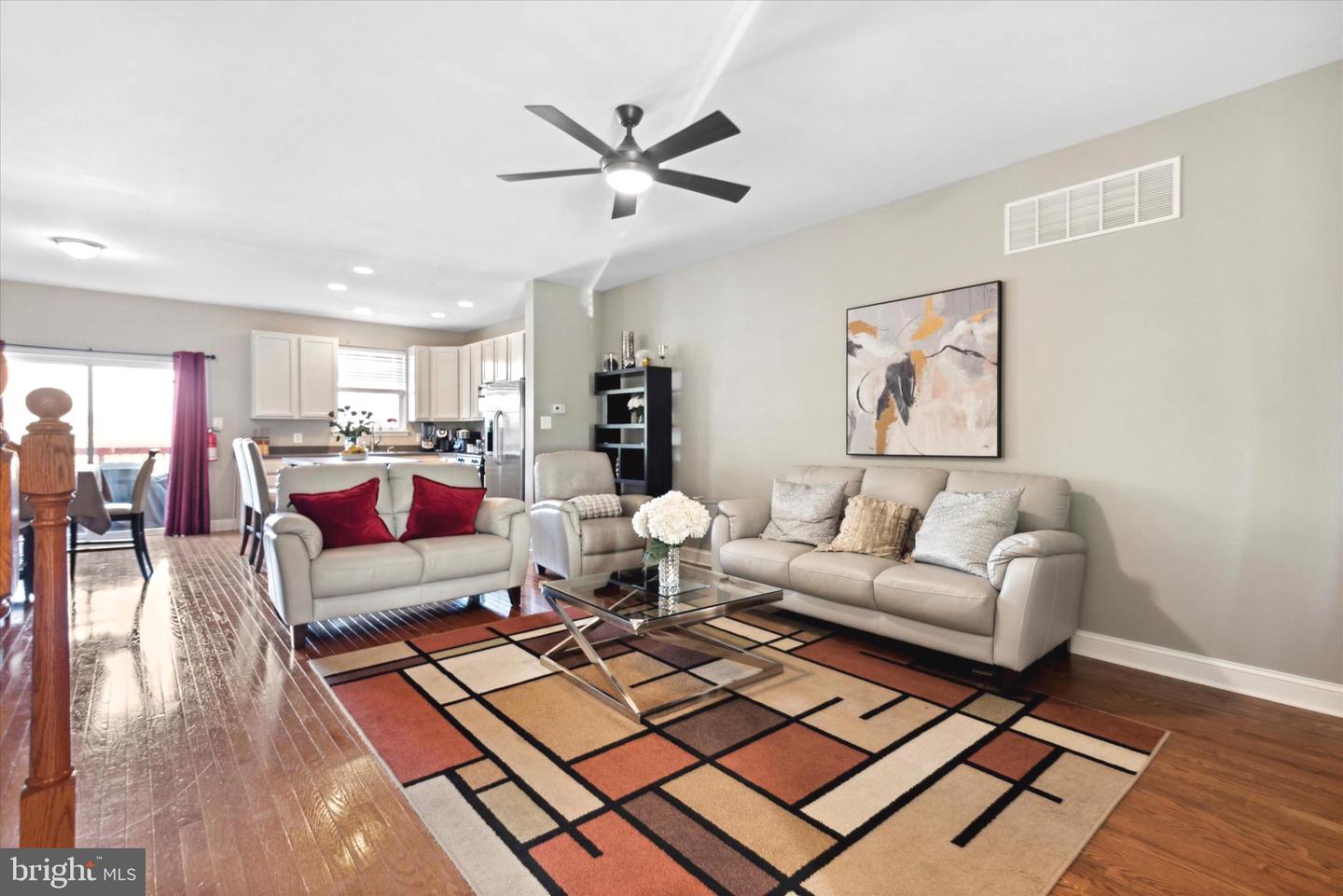719 CEDAR LANE