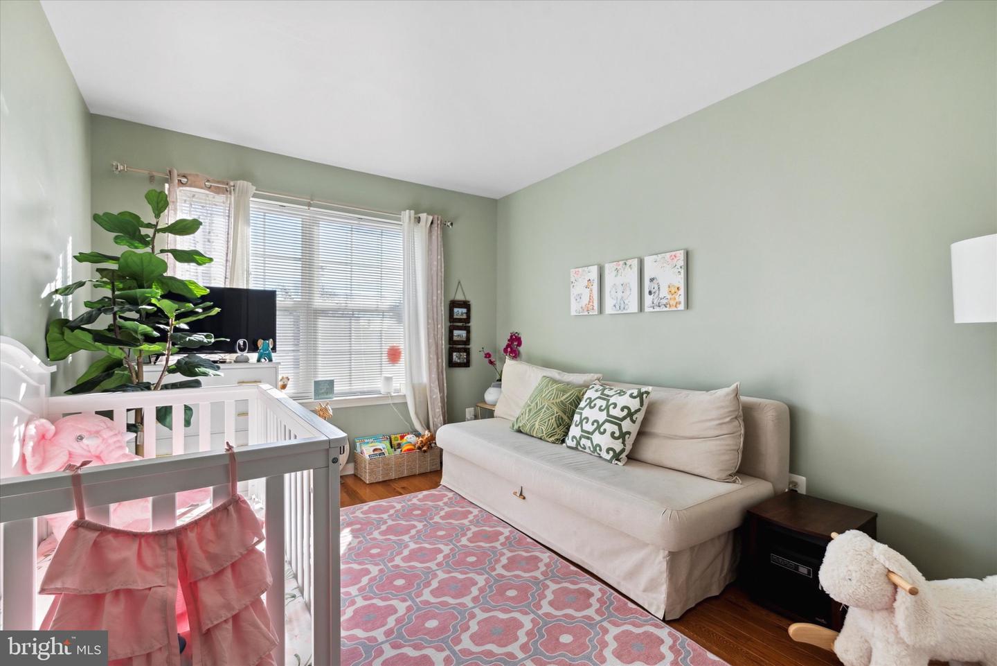 719 CEDAR LANE