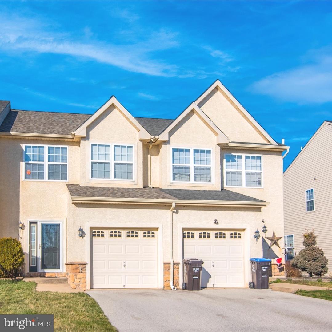 719 CEDAR LANE