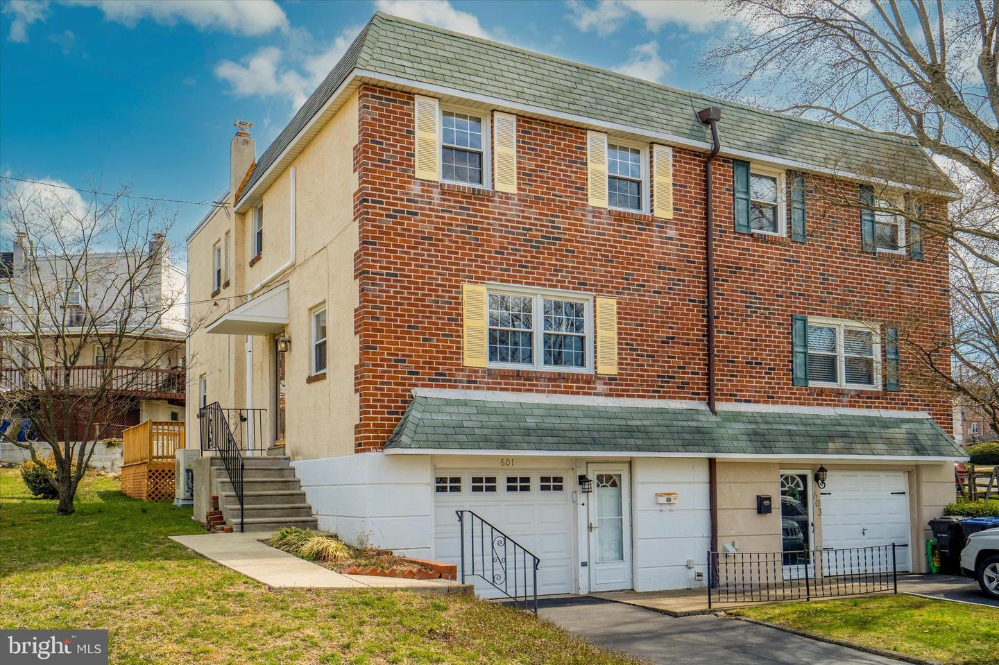 601 LINDA LANE
