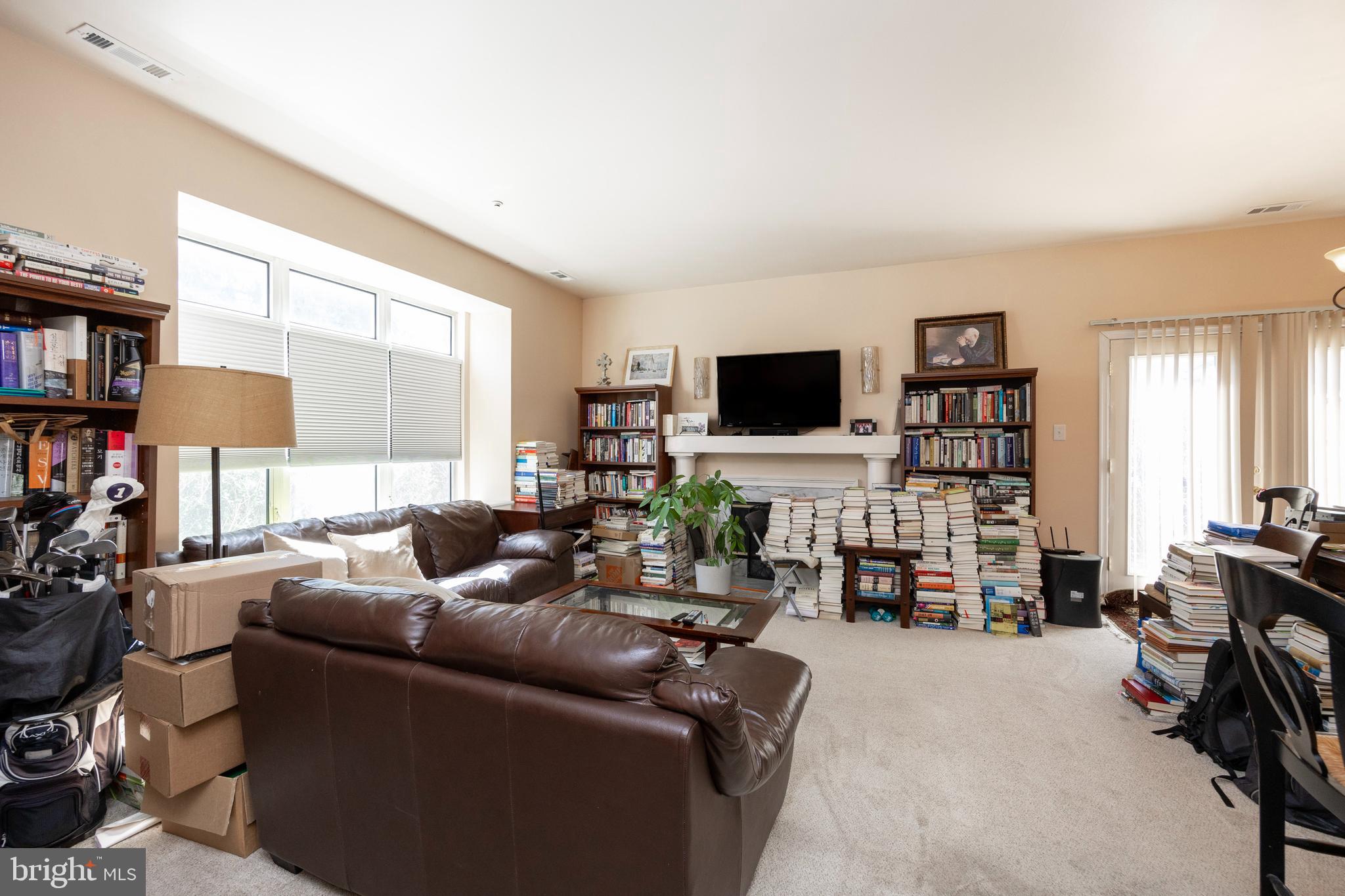1605 Naomis Ct #1605